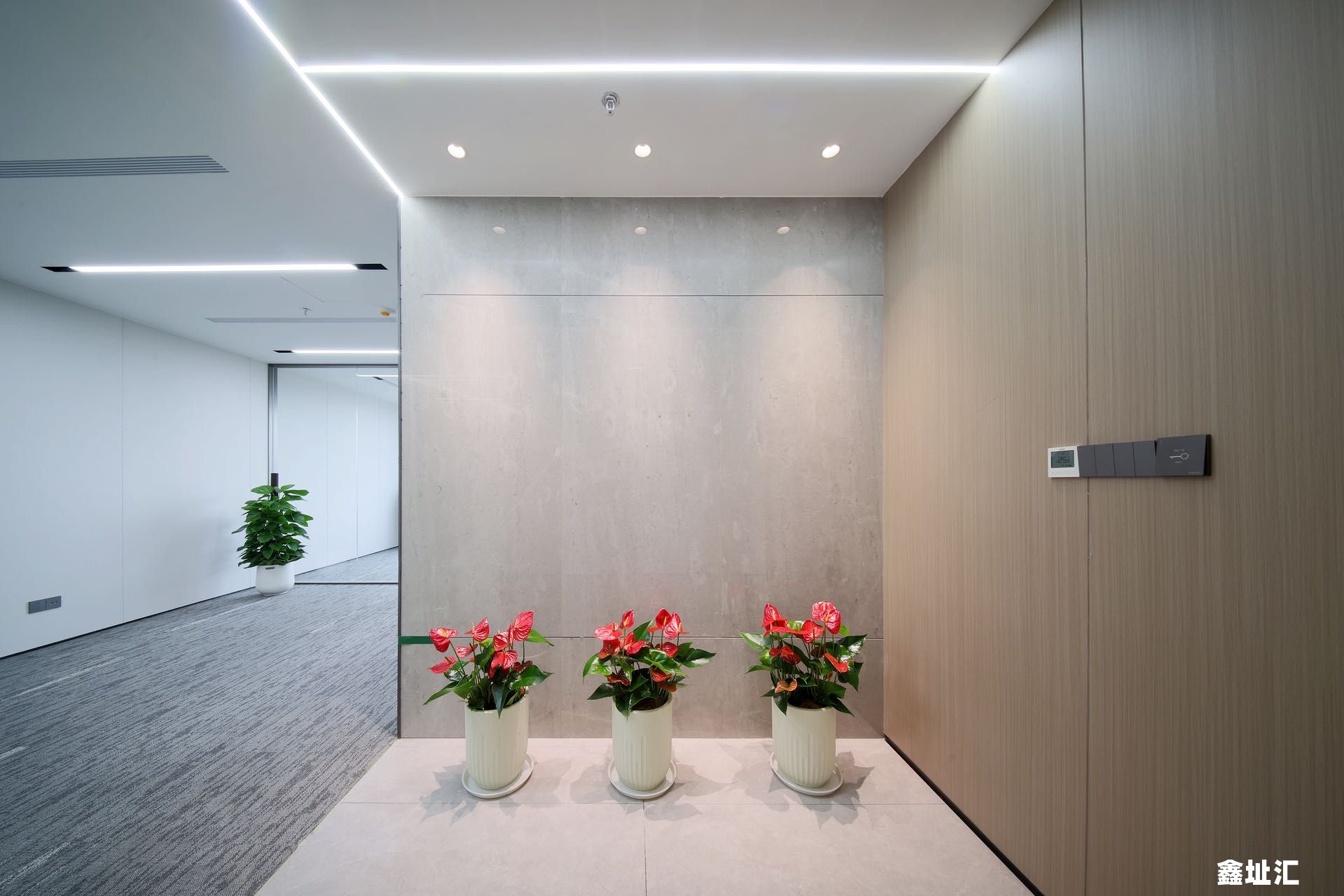 福田地铁口写字楼出租，港中旅大厦写字楼出租